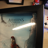 Dioramax - Cadre lumineux Assassin's Creed Odyssey | Déco Gamingroom | Tableau Assassin's Creed Odyssey | Affiche jeux vidéo | Idée cadeau gamer