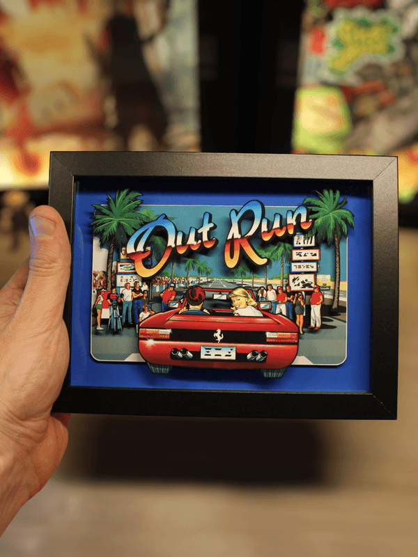 Dioramax - Cadre lumineux LED Out Run Déco Gaming-room | Tableau Out Run| Affiche jeux vidéo | Idée cadeau gamer | Retro-gaming