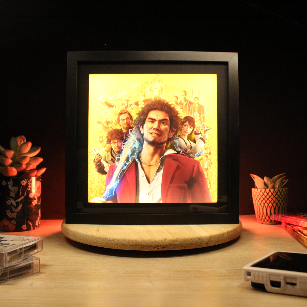 Dioramax - Cadre lumineux LED Yakuza 7 | Déco Gaming-room | Tableau lumineux | Affiche jeux vidéo | Idée cadeau gamer | Retro-gaming