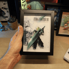 Dioramax - Cadre lumineux FF7 | Déco Gamingroom | Tableau Final Fantasy VII | Affiche jeux vidéo | Idée cadeau gamer