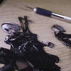 Dioramax - Cadre lumineux LED Nier Automata | Déco Gaming-room | Tableau lumineux | Affiche jeux vidéo | Idée cadeau gamer | Retro-gaming