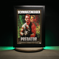 Dioramax - Cadre lumineux LED Predator | Déco Gaming-room | Tableau lumineux | Affiche jeux vidéo | Idée cadeau gamer | Retro-gaming