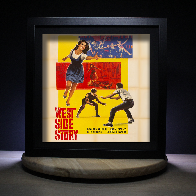 Dioramax - Cadre lumineux LED West Side Story| Déco Gaming-room | Tableau lumineux | Affiche jeux vidéo | Idée cadeau gamer | Retro-gaming