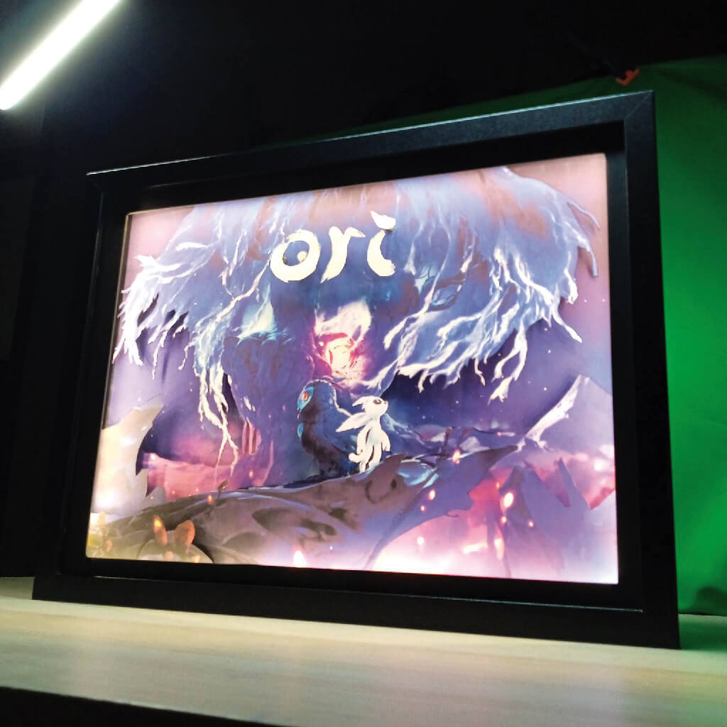 Dioramax - Cadre lumineux LED Ori | Déco Gaming-room | Tableau lumineux | Affiche jeux vidéo | Idée cadeau gamer | Retro-gaming