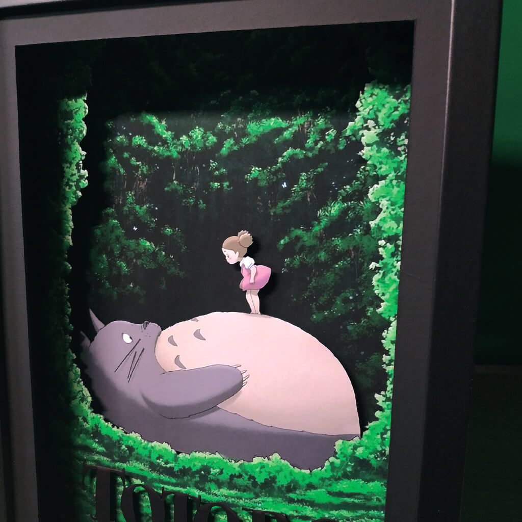 Dioramax - Cadre lumineux LED Totoro | Déco Gaming-room | Tableau lumineux | Affiche jeux vidéo | Idée cadeau gamer | Retro-gaming